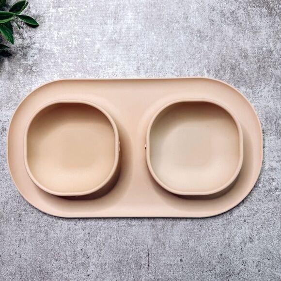 Pink Silicone Two-in-One Kitten Dish - Picture 1 of 4